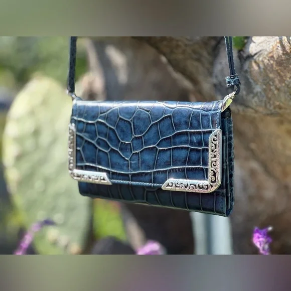 Brighton — Croc Embossed Leather Wallet - Picture 3 of 3